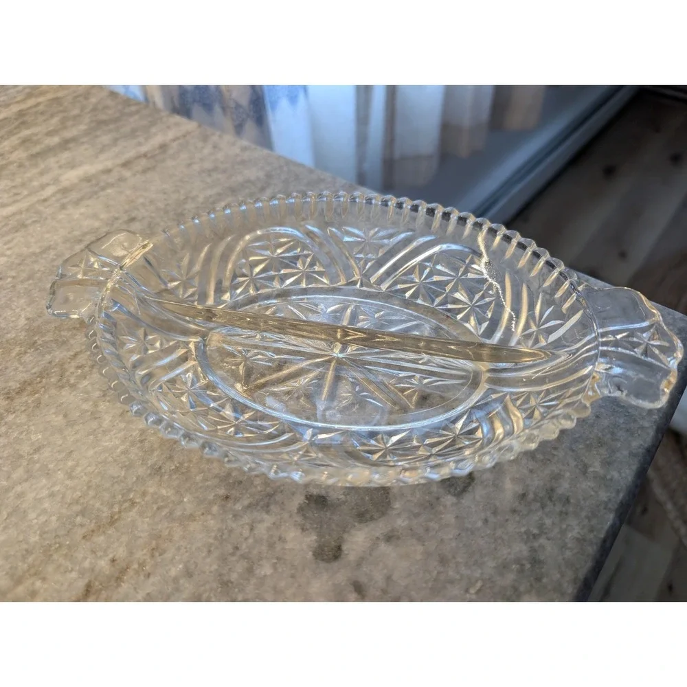 Vintage Clear Glass Divided Relish/Trinket‎ Dish With Two Compartments